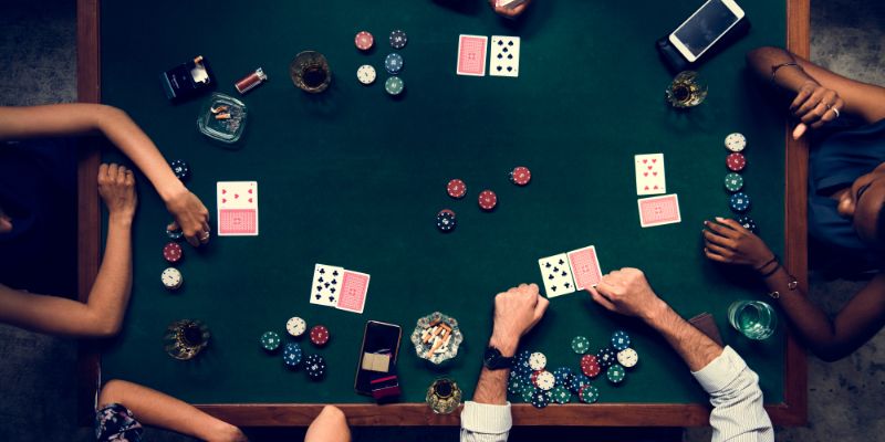 Cách đánh poker siêu chi tiết giúp tân binh tự tin nhập cuộc